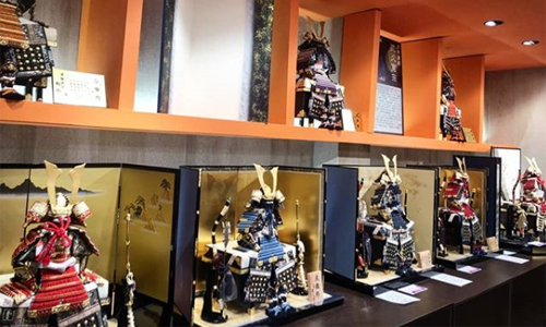 増村人形店